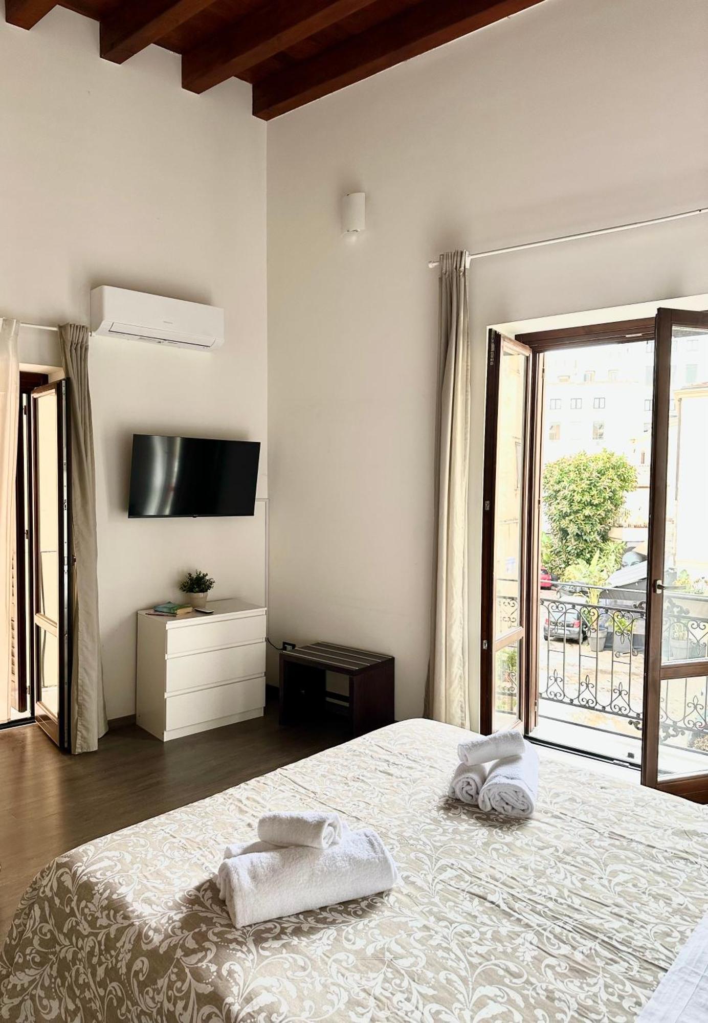 Le Quattro Chiavi Apartment Palermo Bagian luar foto
